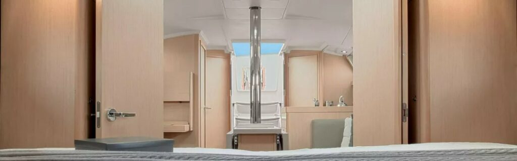 Oceanis 38.1 Carousel 2