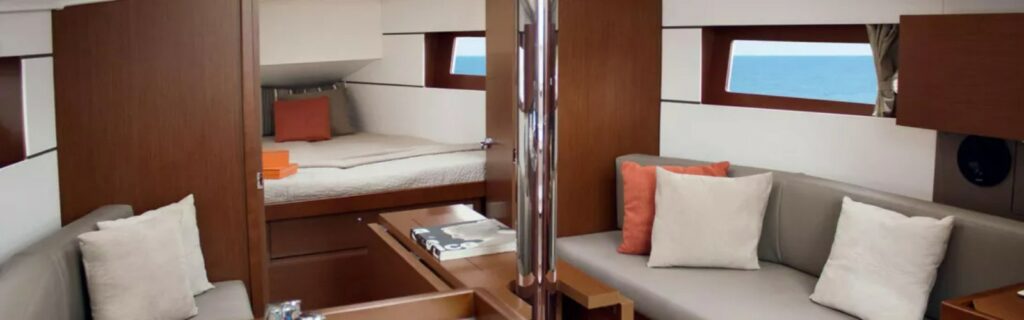 Oceanis 38.1 Carousel 3