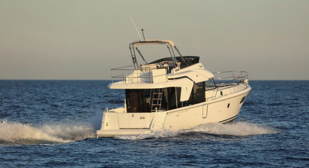 ST-35-Exterior3