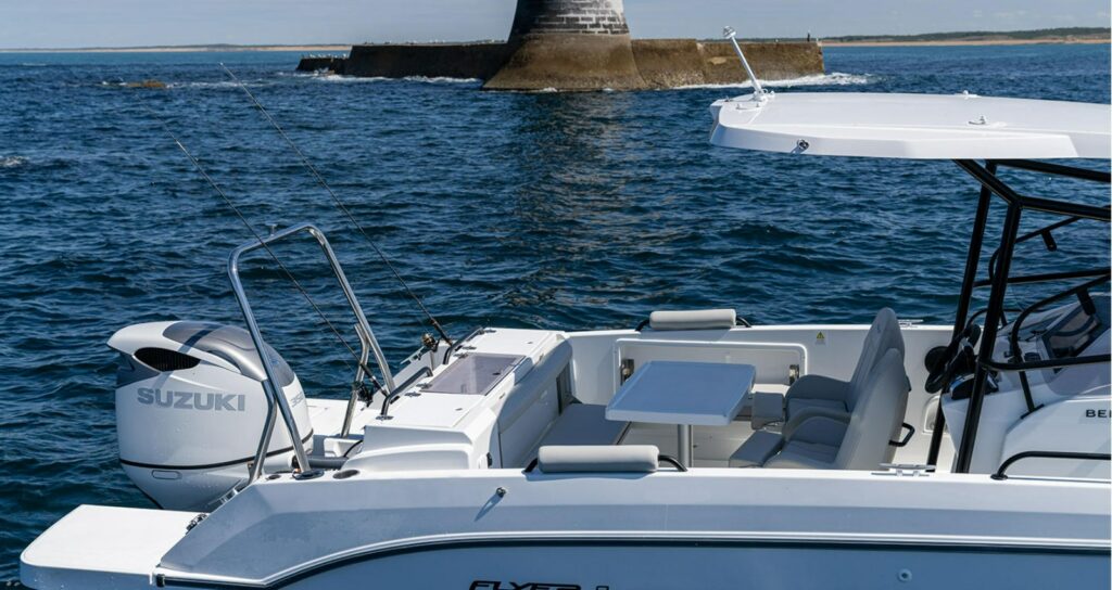 Exterior 5 Flyer 8 SPACEdeck