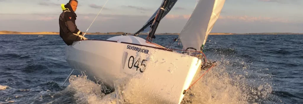 Facilidad First 18 SE